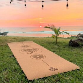 Ganesha Cork Yoga Mat: Sabiduría, Poder y Enraizamiento en cada Asana