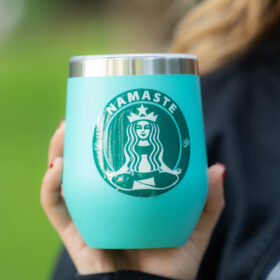 Vaso Térmico Namaste Siren Turquesa: Estilo, Confort Térmico y Presencia Plena